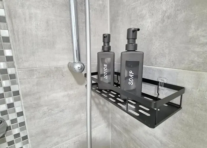 Charmantes Mit Kueche Und Balkon