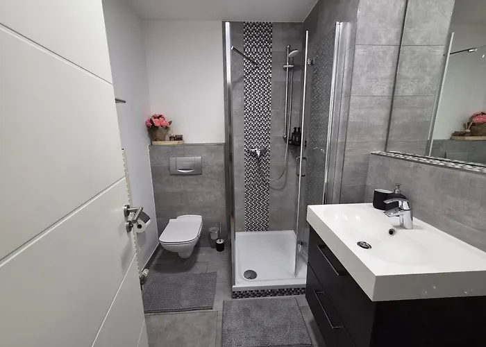 Charmantes Mit Kueche Und Balkon * Radebeul