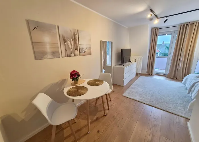 Charmantes Mit Kueche Und Balkon Radebeul